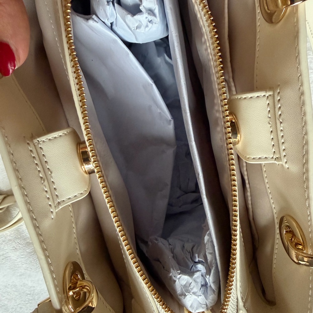 Kate Spade Cream Quilted Tote Bag - Picture 5 of 11